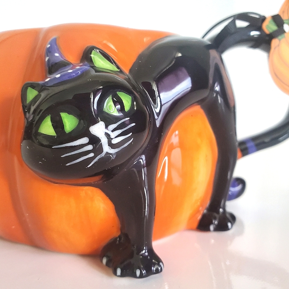 Blue Sky Clayworks Halloween 3D Cat Pumpkin Coffee Mug 16oz NWT Collectible